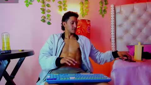 Bruno online show from February 3, 6:40 am