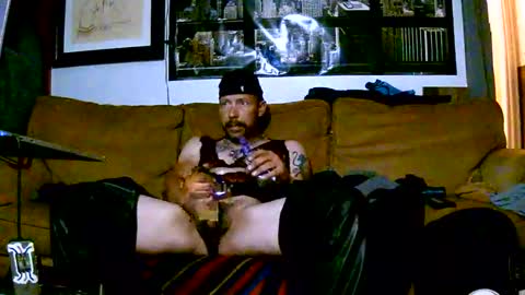 brutal3anddone online show from April 5, 6:43 am