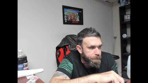 Snapshot of brutalmaster1983 chatting on December 25, 7:24 am BRUTALMASTER1983 online show from December 25, 7:24 am