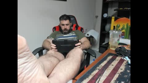 Snapshot of brutalmaster1983 chatting on February 1, 6:32 am BRUTALMASTER1983 online show from February 1, 6:32 am