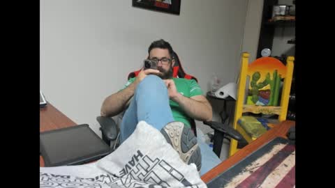 Snapshot of brutalmaster1983 chatting on February 6, 7:40 pm BRUTALMASTER1983 online show from February 6, 7:40 pm