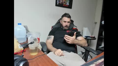 Snapshot of brutalmaster1983 chatting on February 20, 7:08 pm BRUTALMASTER1983 online show from February 20, 7:08 pm