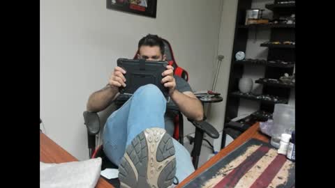 Snapshot of brutalmaster1983 chatting on March 1, 8:31 pm BRUTALMASTER1983 online show from March 1, 8:31 pm