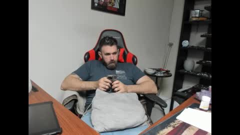 Snapshot of brutalmaster1983 chatting on February 26, 8:31 pm BRUTALMASTER1983 online show from February 26, 8:31 pm