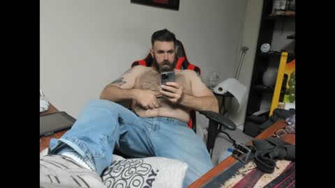 Snapshot of brutalmaster1983 chatting on January 31, 7:18 pm BRUTALMASTER1983 online show from January 31, 7:18 pm