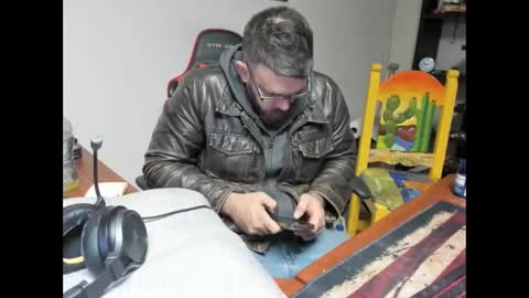 Snapshot of brutalmaster1983 chatting on February 15, 5:41 am BRUTALMASTER1983 online show from February 15, 5:41 am