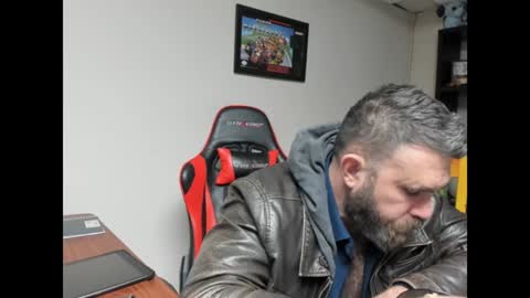 Snapshot of brutalmaster1983 chatting on January 10, 6:09 am BRUTALMASTER1983 online show from January 10, 6:09 am