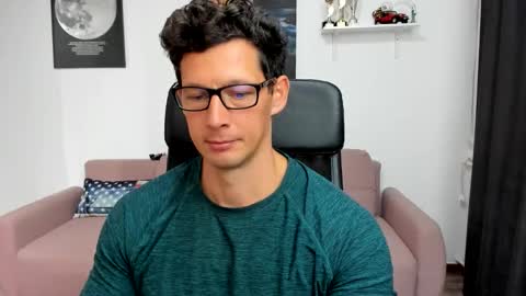 Brutus K online show from October 3, 6:51 am