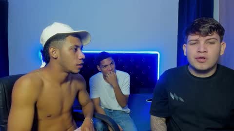 Snapshot of bryan_master77 chatting on October 19, 3:00 am bryan_master77 online show from October 19, 3:00 am