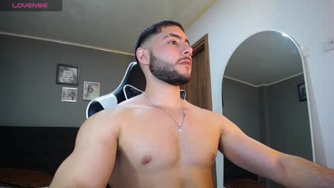 bryan_oficials online show from December 30, 12:00 am