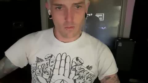 bryjybxxx online show from November 25, 1:29 am