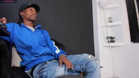 Bryxon  online show from January 15, 3:43 am