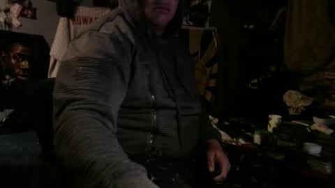 Snapshot of bubbasmalls chatting on December 14, 8:23 am Bubba Smalls online show from December 14, 8:23 am