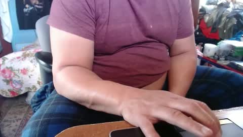 Snapshot of bubbasmalls chatting on February 1, 8:37 pm Bubba Smalls online show from February 1, 8:37 pm