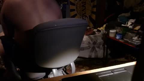 Snapshot of bubbasmalls chatting on February 21, 7:12 am Bubba Smalls online show from February 21, 7:12 am