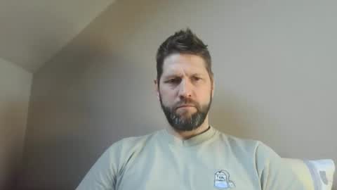 bubblebee1982 online show from March 3, 10:01 am