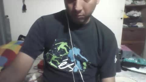 bucaramangahombre online show from December 23, 6:00 am