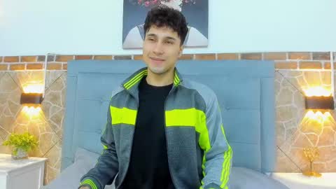 Snapshot of buddy_whitte chatting on March 11, 11:23 am Buddy Whitte online show from March 11, 11:23 am