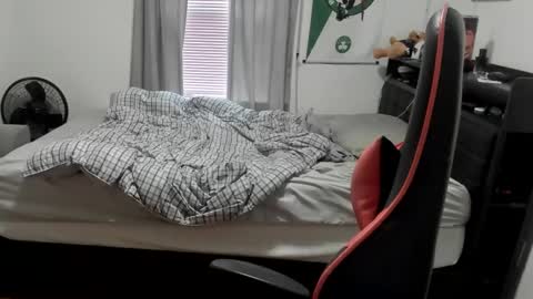 buffsexyman24 online show from February 25, 5:25 pm