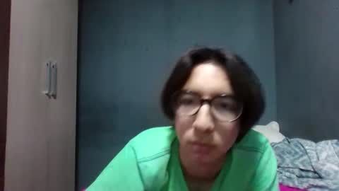 Bunny Wang online show from December 17, 6:09 am