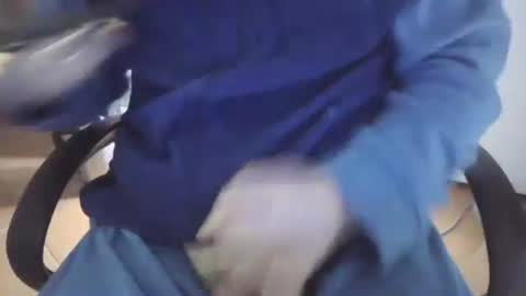 butulus online show from March 31, 11:01 am