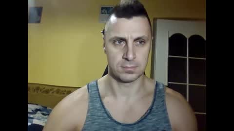 bzykacz1988 online show from November 28, 6:21 pm