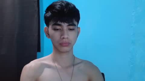 Snapshot of callmehairyx chatting on February 7, 6:35 am callmehairyx online show from February 7, 6:35 am