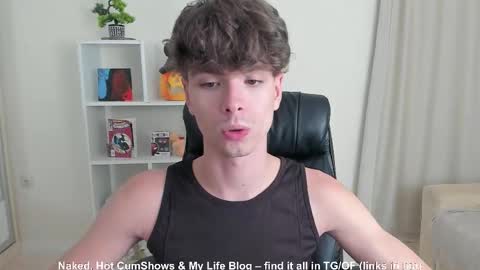 Hey I am Calvin  online show from September 9, 6:07 pm