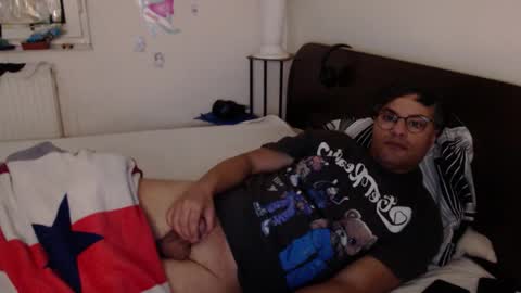 Calvinjohnlad online show from November 13, 2:27 am