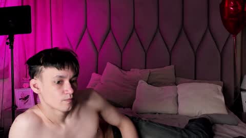 Calvin Owens online show from February 5, 4:06 am