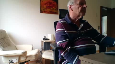 camcologne online show from April 10, 10:44 am