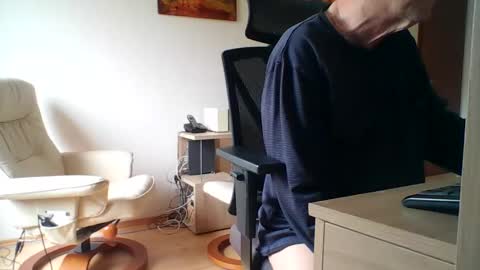 camcologne online show from October 28, 9:34 am