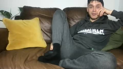 CamDoAttitude online show from April 9, 9:21 pm