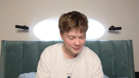Cameron online show from February 5, 4:25 pm