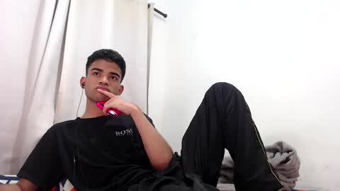 Snapshot of camillo_beischel_ chatting on September 16, 7:58 pm camillo_beischel_ online show from September 16, 7:58 pm