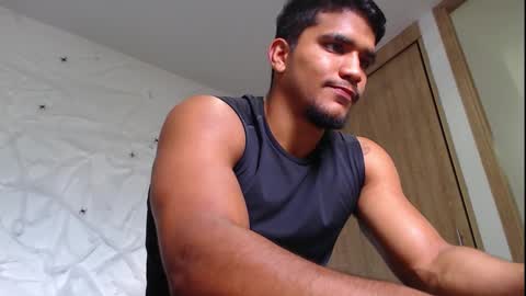 Snapshot of camilo_contre21 chatting on October 18, 6:57 pm camilo_contre21 online show from October 18, 6:57 pm