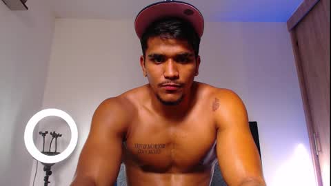 Snapshot of camilo_contre21 chatting on September 16, 9:37 pm camilo_contre21 online show from September 16, 9:37 pm