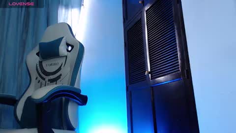Snapshot of camilo_contre21 chatting on December 2, 7:58 pm camilo_contre21 online show from December 2, 7:58 pm