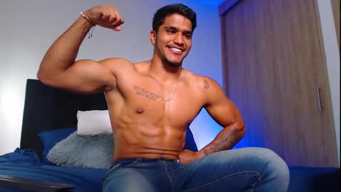 Snapshot of camilo_contre21 chatting on September 15, 9:05 pm camilo_contre21 online show from September 15, 9:05 pm
