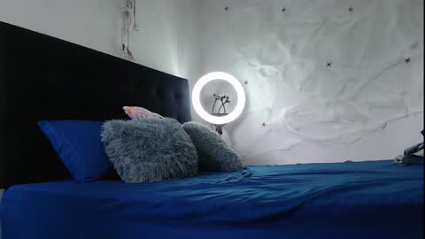 Snapshot of camilo_contre21 chatting on October 15, 6:59 pm camilo_contre21 online show from October 15, 6:59 pm