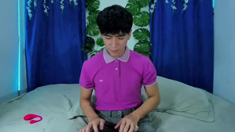 Snapshot of camilo_xcam chatting on February 19, 6:21 pm CAMILO online show from February 19, 6:21 pm