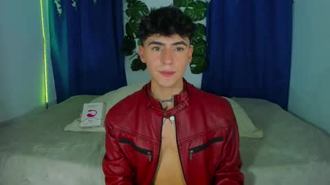 Snapshot of camilo_xcam chatting on February 27, 7:58 pm CAMILO online show from February 27, 7:58 pm