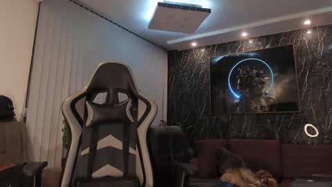 Camilo Watson online show from October 16, 1:24 am