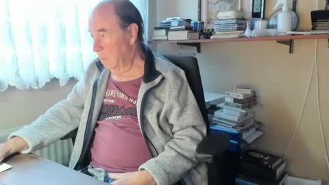 Cammee online show from January 4, 8:28 am