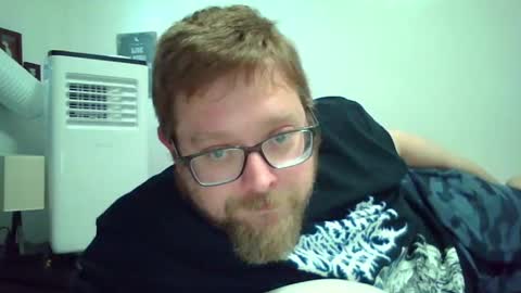 canadianbacon1985 online show from May 17, 7:43 pm