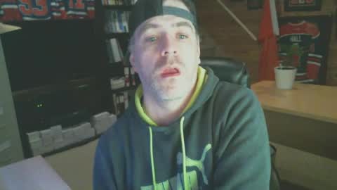 Snapshot of canadianboi6969 chatting on January 24, 8:13 am CanadianBacon6969 online show from January 24, 8:13 am