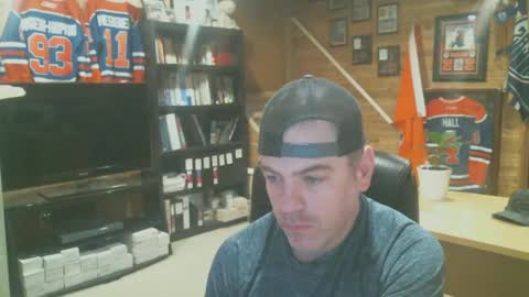 Snapshot of canadianboi6969 chatting on January 20, 6:32 pm CanadianBacon6969 online show from January 20, 6:32 pm