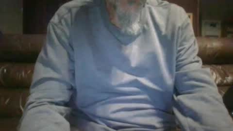 Chris online show from December 10, 4:56 am