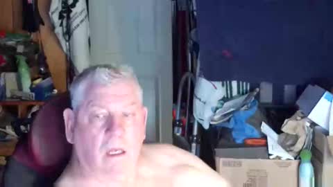Snapshot of canoelicker69 chatting on September 23, 5:34 pm canoelicker69 online show from September 23, 5:34 pm