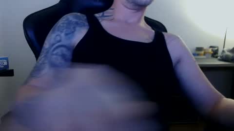 Chriz online show from December 3, 8:06 pm